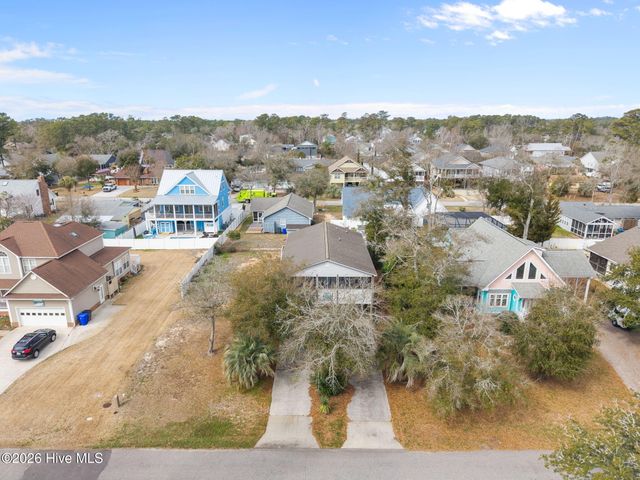 321 NE 59th Street, Oak Island, NC 28465