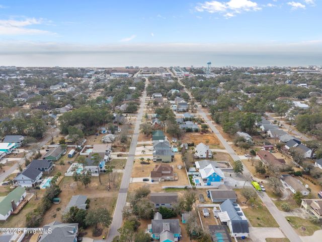 321 NE 59th Street, Oak Island, NC 28465