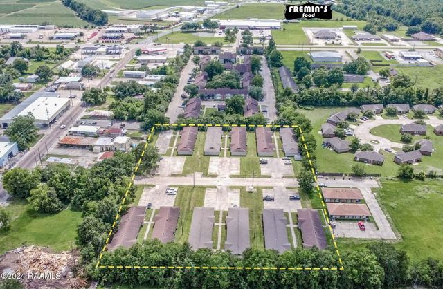 603 Yvonne Street, New Iberia, LA 70560