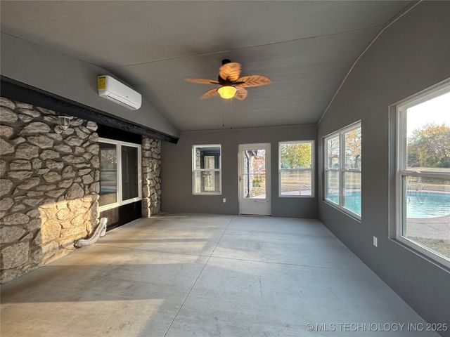 21780 E 66th Circle S, Broken Arrow, OK 74014