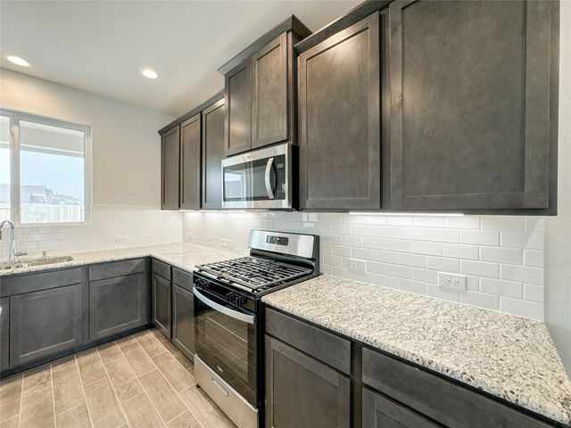 10502 Mount Tallac Court, Rosharon, TX 77583