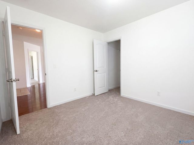 172 Bermuda Lakes Drive, Meridianville, AL 35759