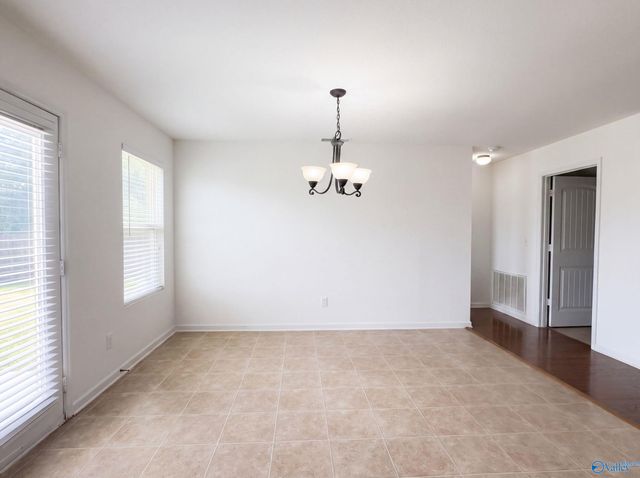 172 Bermuda Lakes Drive, Meridianville, AL 35759