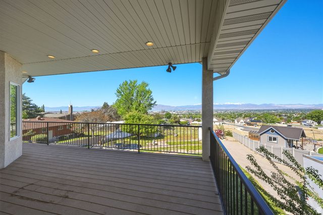 182 S 1300 E, Pleasant Grove, UT 84062