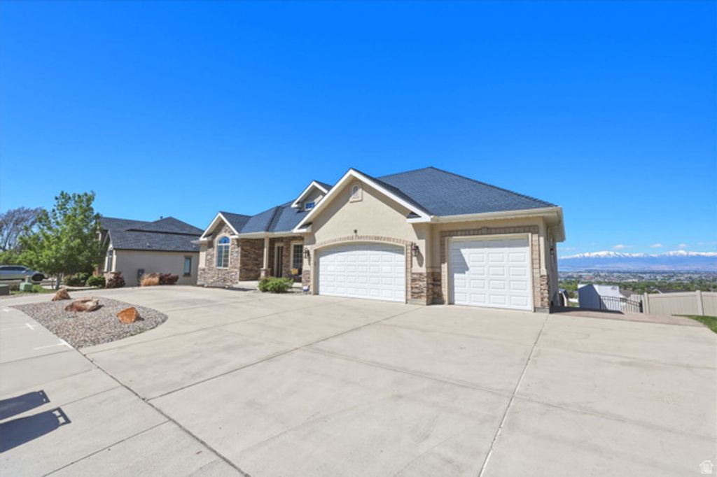 Image 46 of property listing at 182 S 1300 E, Pleasant Grove, UT 84062