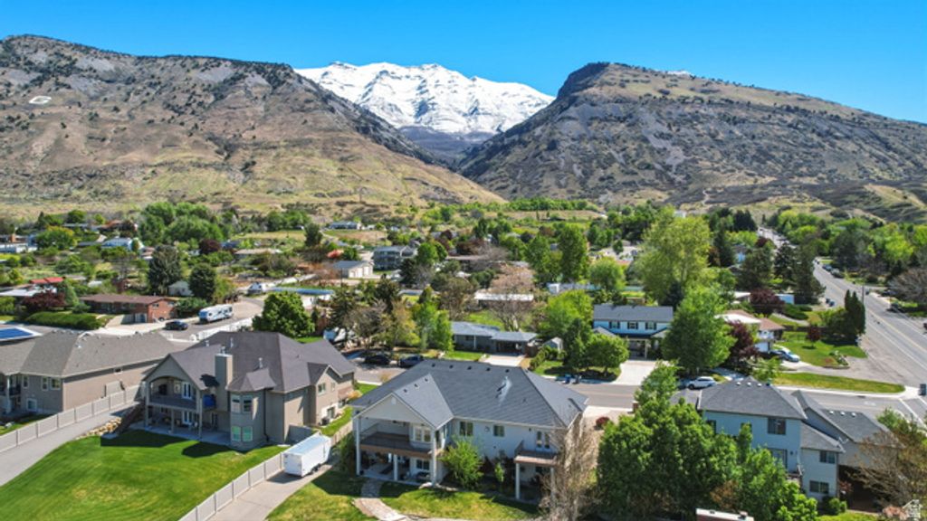 Image 53 of property listing at 182 S 1300 E, Pleasant Grove, UT 84062