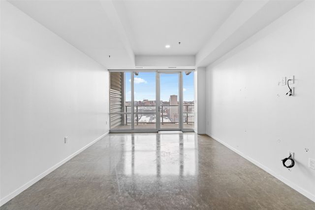 404 E College Street 1107, Iowa City, IA 52240