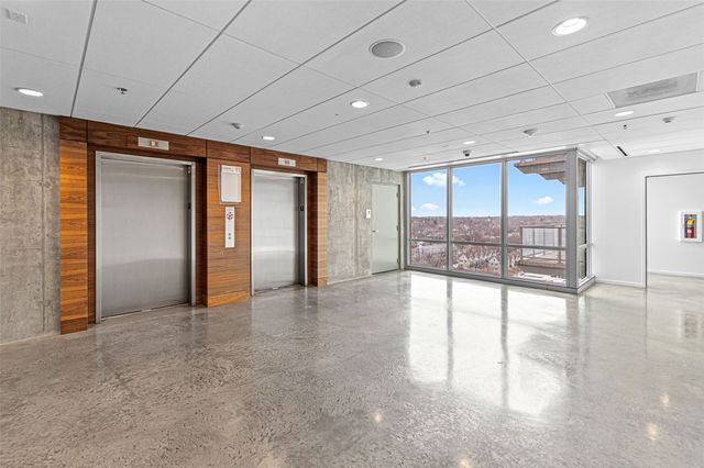 404 E College Street 1107, Iowa City, IA 52240