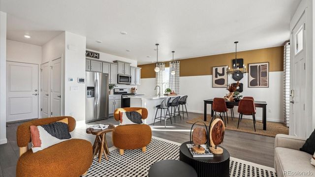 914 Logan Peak Way, Berthoud, CO 80513