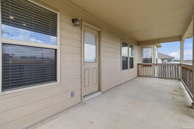 2961 Greenbriar, Seguin, TX 78155