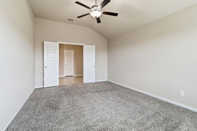 2961 Greenbriar, Seguin, TX 78155