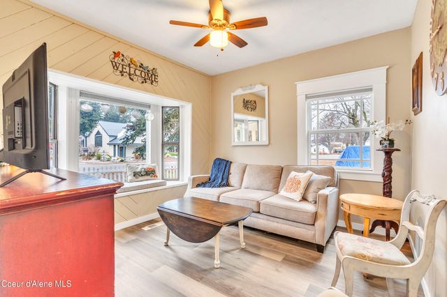 706 Main St, Sandpoint, ID 83864