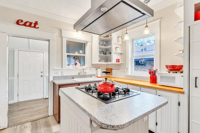 706 Main St, Sandpoint, ID 83864