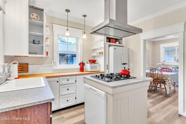 706 Main St, Sandpoint, ID 83864