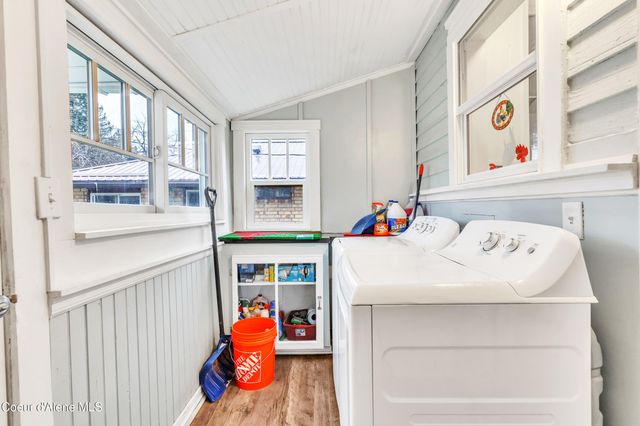 706 Main St, Sandpoint, ID 83864