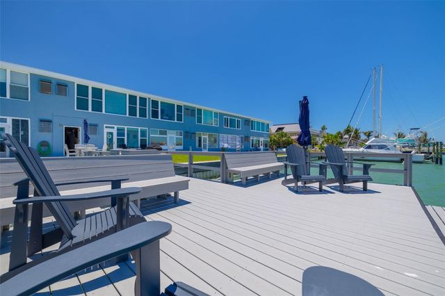 250 126TH AVENUE 104, Treasure Island, FL 33706