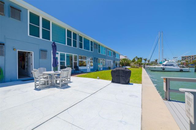250 126TH AVENUE 104, Treasure Island, FL 33706
