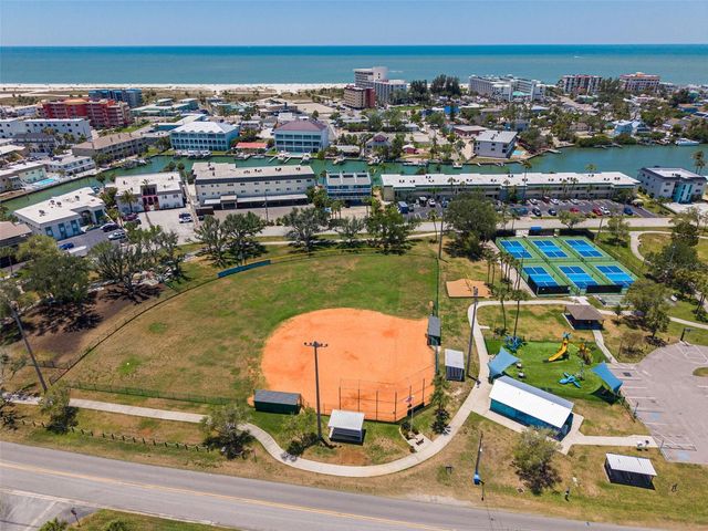 250 126TH AVENUE 104, Treasure Island, FL 33706