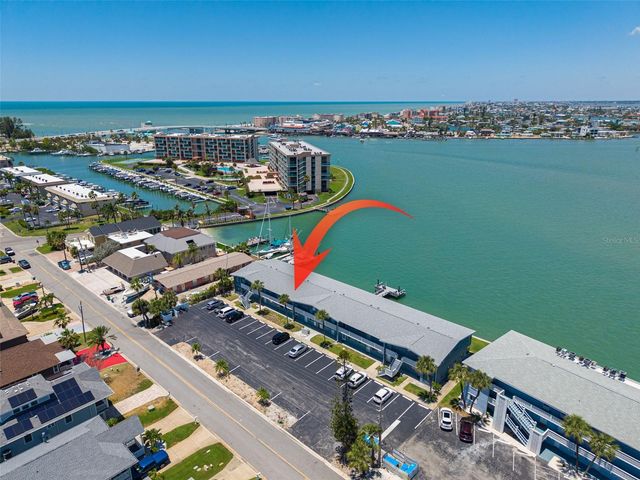 250 126TH AVENUE 104, Treasure Island, FL 33706
