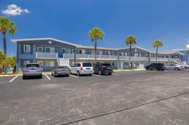 250 126TH AVENUE 104, Treasure Island, FL 33706