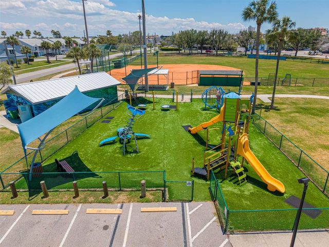 250 126TH AVENUE 104, Treasure Island, FL 33706