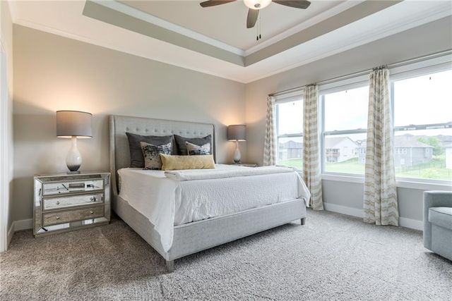 5876 McCormick Drive, Shawnee, KS 66226
