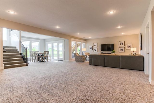 5876 McCormick Drive, Shawnee, KS 66226