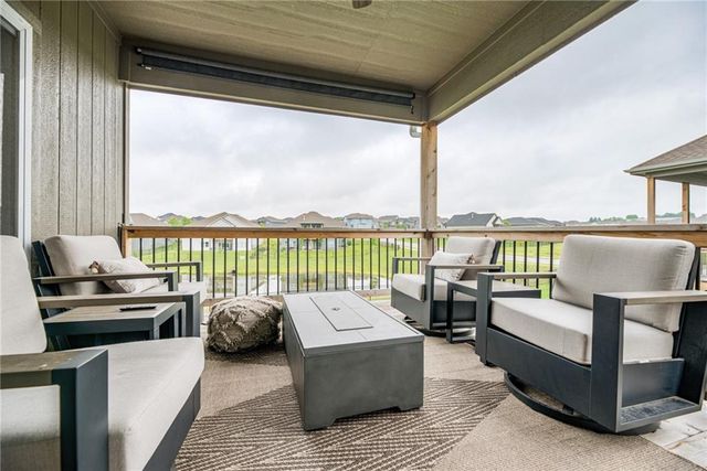5876 McCormick Drive, Shawnee, KS 66226