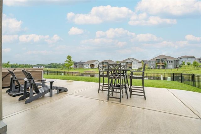 5876 McCormick Drive, Shawnee, KS 66226