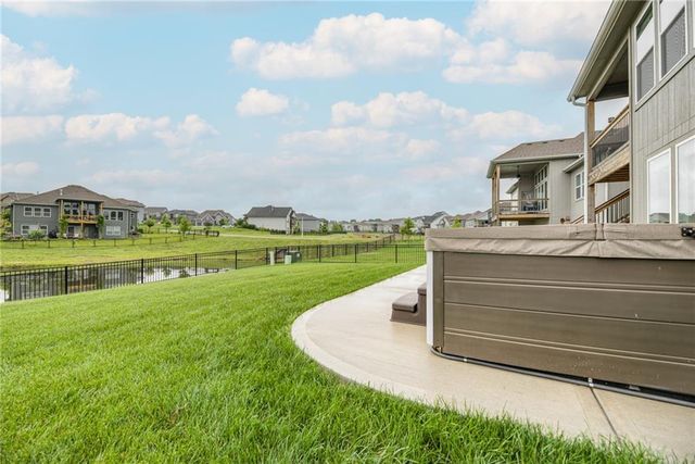 5876 McCormick Drive, Shawnee, KS 66226