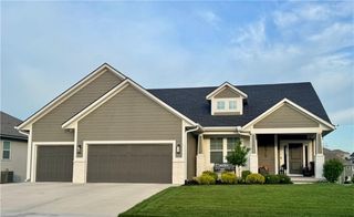 5876 McCormick Drive, Shawnee, KS 66226