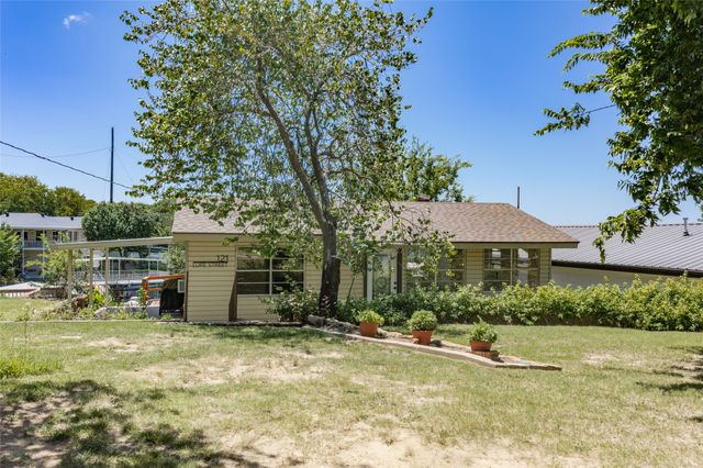 121 Lure Street, Bridgeport, TX 76426