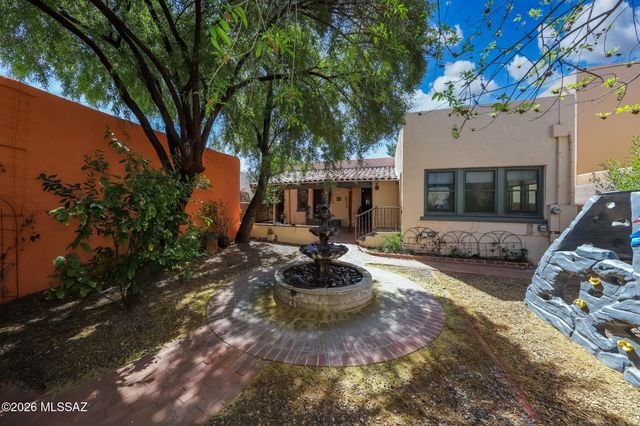 2221 E 1st Street, Tucson, AZ 85719
