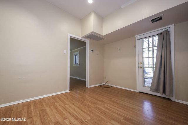 2221 E 1st Street, Tucson, AZ 85719