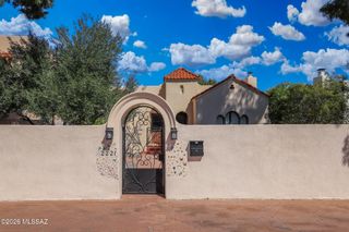 2221 E 1st Street, Tucson, AZ 85719