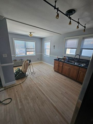 1630 Home Avenue 1, Berwyn, IL 60402