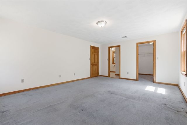 9 Olde Farm Lane, North Reading, MA 01864