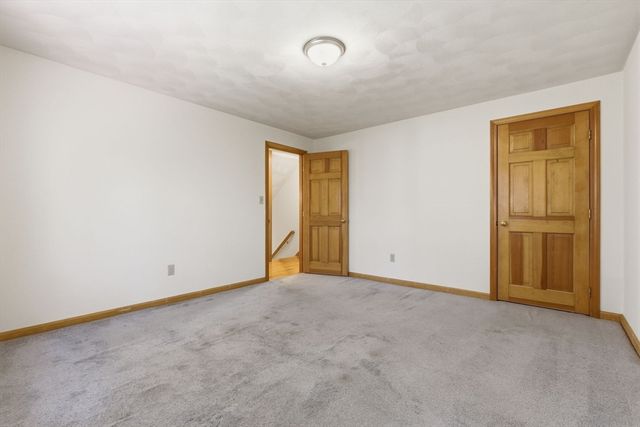 9 Olde Farm Lane, North Reading, MA 01864