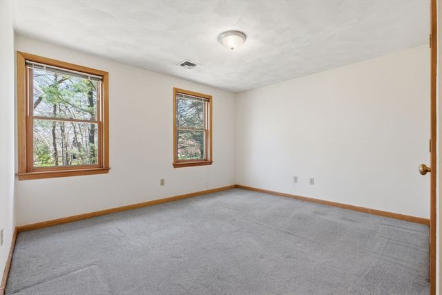 9 Olde Farm Lane, North Reading, MA 01864