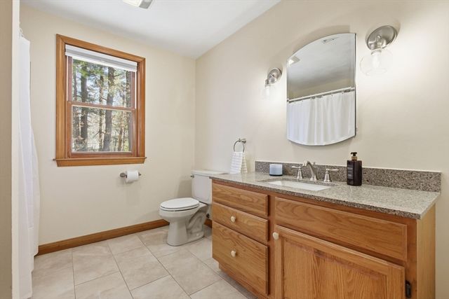 9 Olde Farm Lane, North Reading, MA 01864