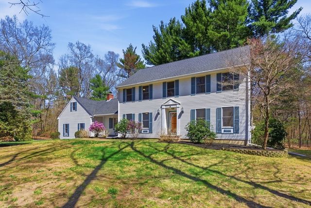 9 Olde Farm Lane, North Reading, MA 01864