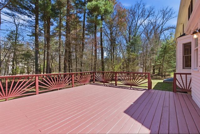 9 Olde Farm Lane, North Reading, MA 01864