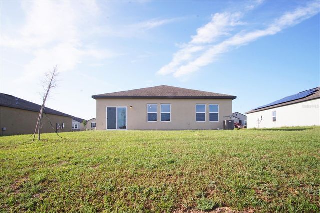 456 HENNEPIN LOOP, Lake Wales, FL 33898