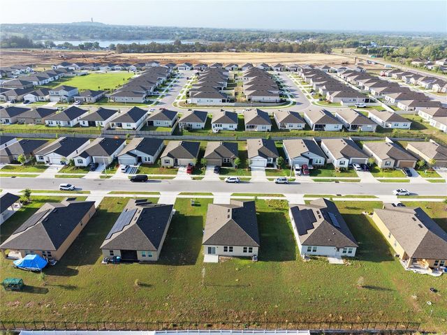 456 HENNEPIN LOOP, Lake Wales, FL 33898