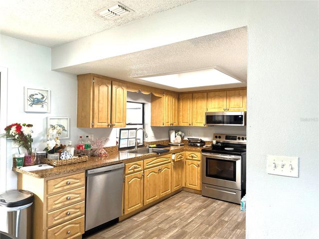 2287 AMHERST AVENUE, Spring Hill, FL 34609