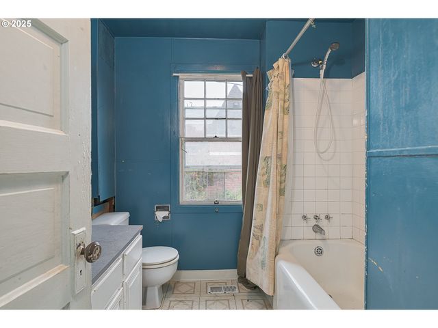 5417 Ne 15TH Ave, Portland, OR 97211