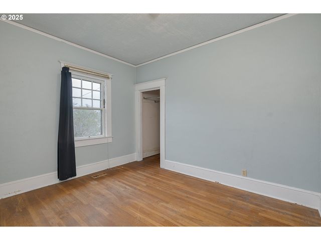 5417 Ne 15TH Ave, Portland, OR 97211