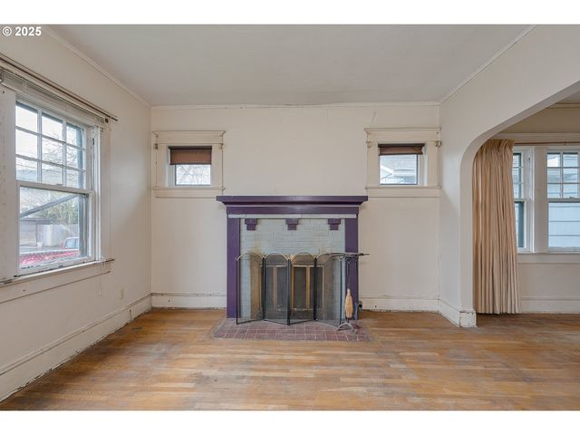 5417 Ne 15TH Ave, Portland, OR 97211