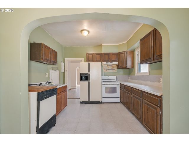 5417 Ne 15TH Ave, Portland, OR 97211