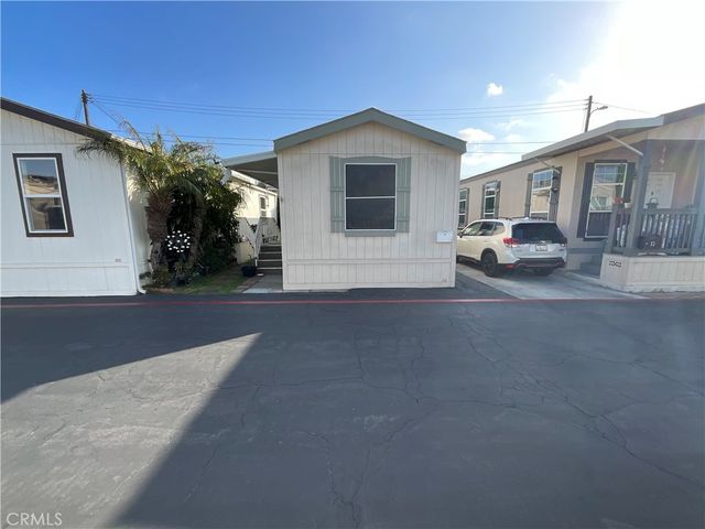 2060 Newport Blvd, Costa Mesa, CA 92627